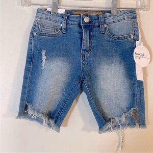 NWT. JOE’s So Soft The Finn Mid Rise Bermuda Distressed Denim Shorts. Girl’s 6